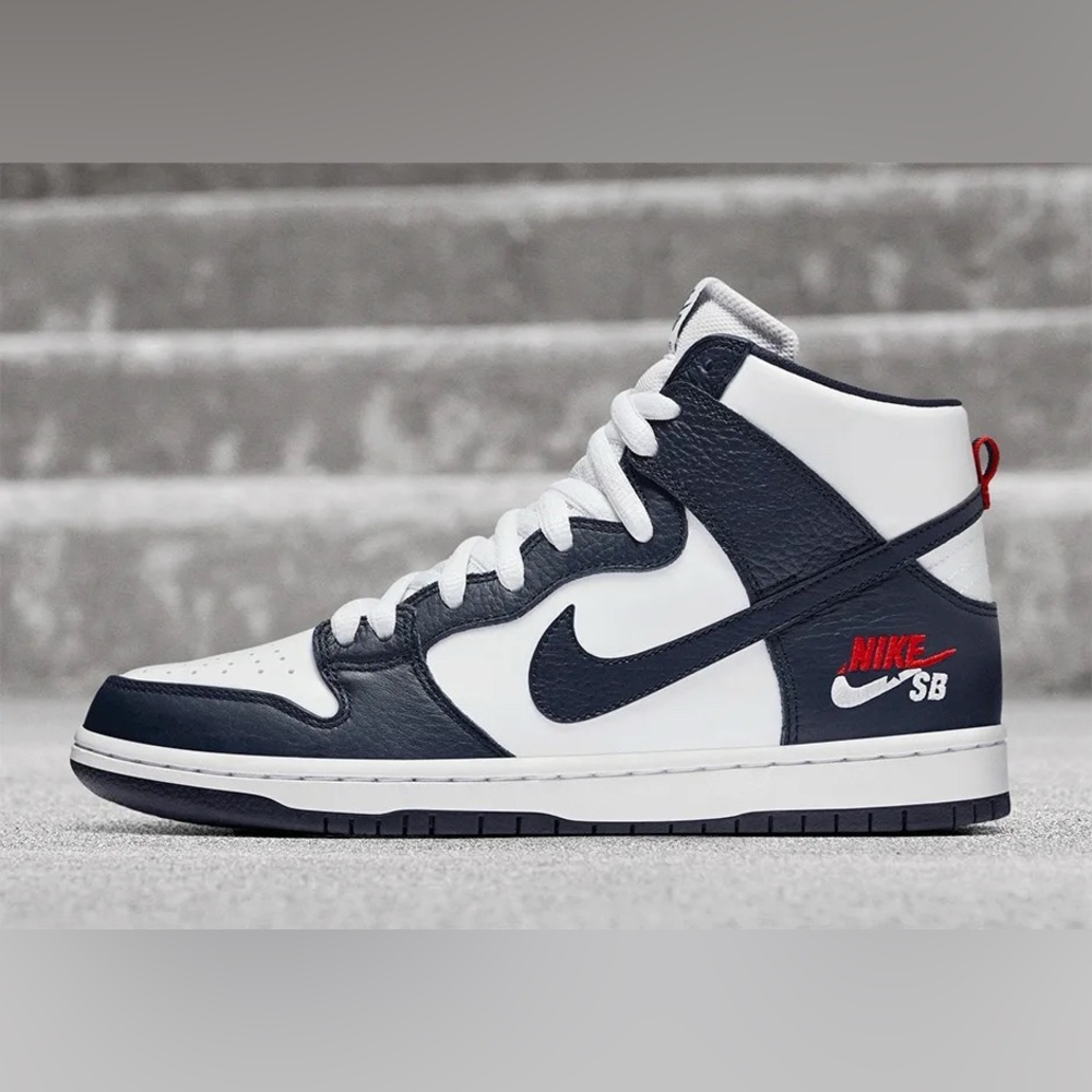 Nike Dunks SB high top navy and White